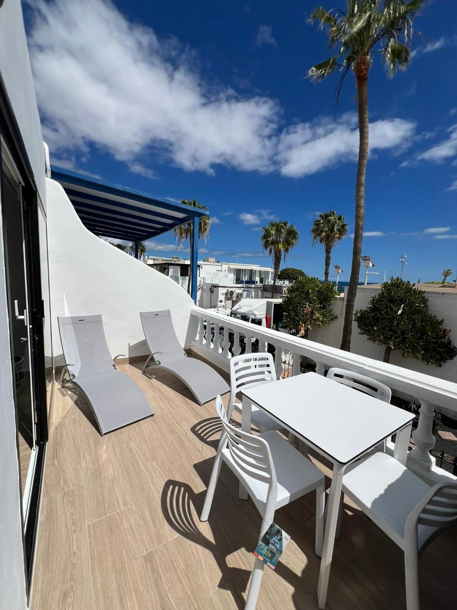 Casa Oasis Central Puerto del Carmen  Eksteriør billede